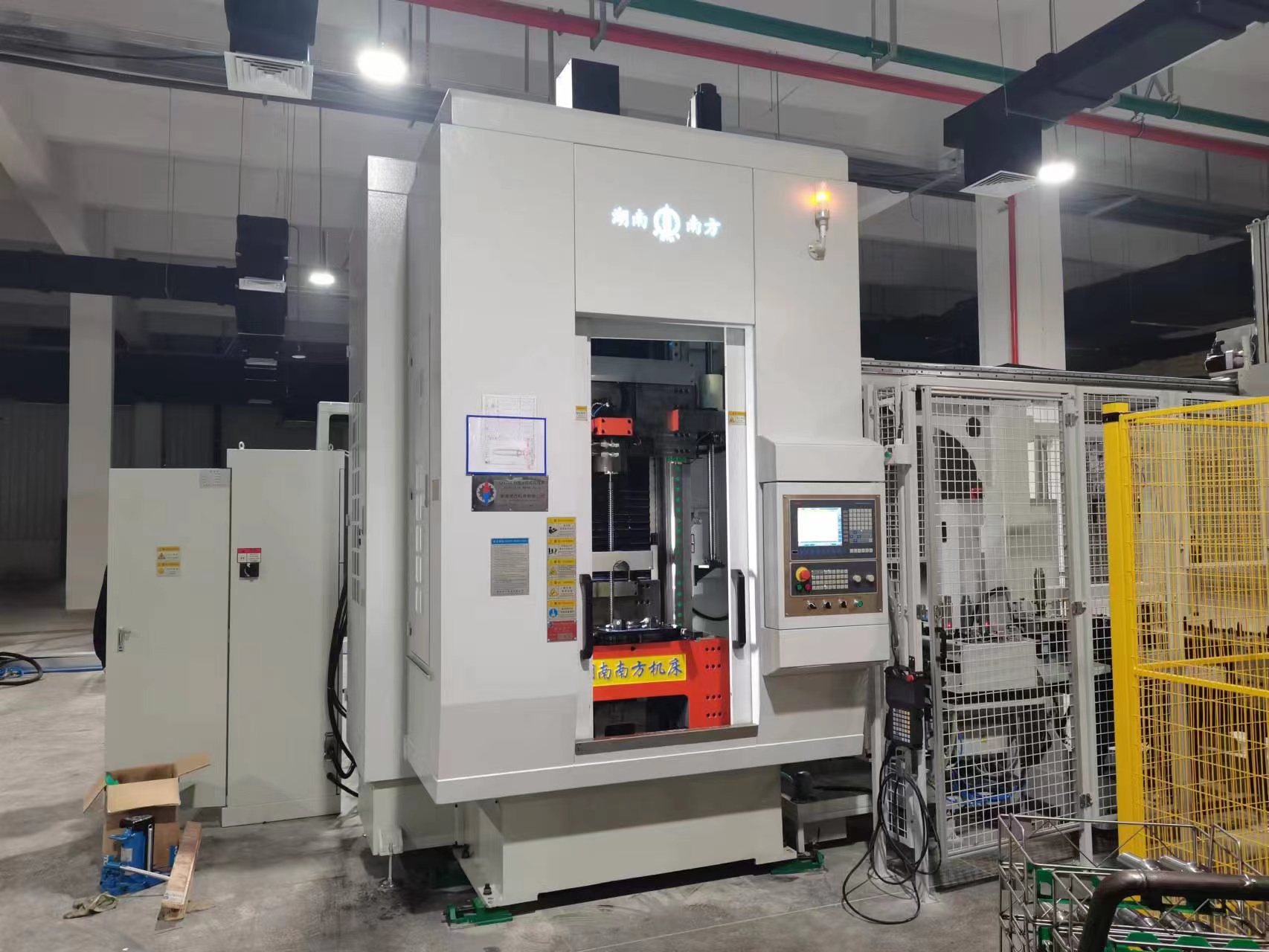 自動化LJ5710伺(si)服上拉式(shi)内拉床